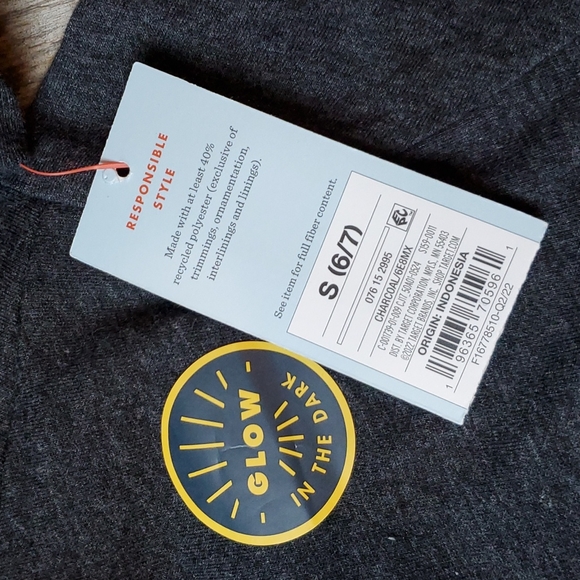 Cat & Jack long sleeve S (6/7) glow-in-the-dark Space Rocket gray top - Picture 6 of 10